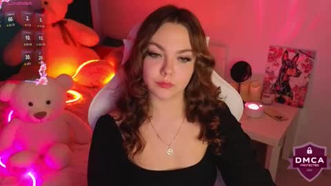 Aphelia online show from October 14, 2025, 2:18 pm