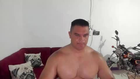 Snapshot of apholov chatting on January 16, 2026, 4:44 pm follow me here you find me online show from January 16, 2026, 4:44 pm