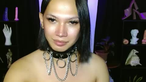 Snapshot of aphr0dite_x chatting on January 31, 2025, 2:07 pm Roman Goddess online show from January 31, 2025, 2:07 pm