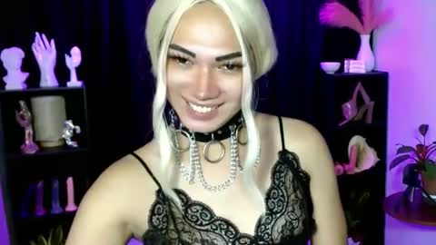 Snapshot of aphr0dite_x chatting on February 15, 2025, 9:26 pm Roman Goddess online show from February 15, 2025, 9:26 pm