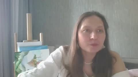 Snapshot of aphrodisiaque_ chatting on April 1, 2026, 2:14 pm aphrodisiaque_ online show from April 1, 2026, 2:14 pm