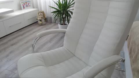 Aphrodite online show from February 11, 2026, 11:04 am