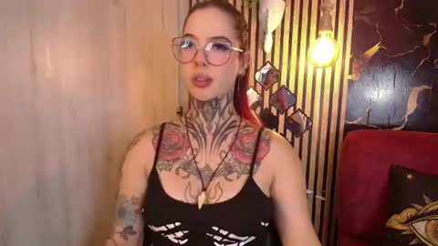 Snapshot of aphrodite__bloom chatting on July 22, 2026, 12:57 am aphrodite__bloom online show from July 22, 2026, 12:57 am