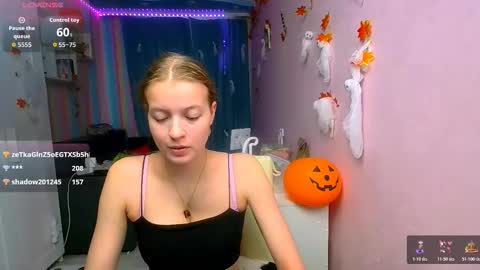 Aphrodite online show from November 12, 2025, 9:21 am