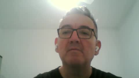 Snapshot of apixaba chatting on December 8, 2024, 8:36 pm furry bear online show from December 8, 2024, 8:36 pm