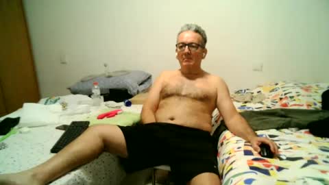 Snapshot of apixaba chatting on December 28, 2024, 9:08 pm furry bear online show from December 28, 2024, 9:08 pm