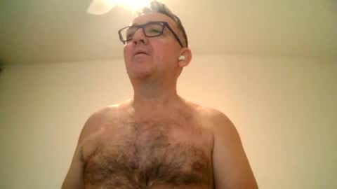 Snapshot of apixaba chatting on February 23, 2025, 9:16 pm furry bear online show from February 23, 2025, 9:16 pm