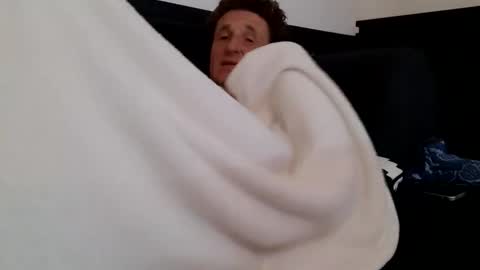 apollobest77 online show from March 4, 2026, 4:57 pm