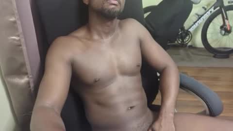 apollodarkmn online show from October 9, 2025, 8:18 pm