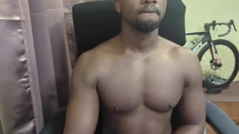 apollodarkmn online show from October 25, 2025, 11:51 am