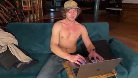 Apollo FleXXX online show from February 10, 2026, 8:29 am