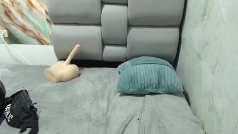 Apolo online show from October 5, 2025, 2:54 am