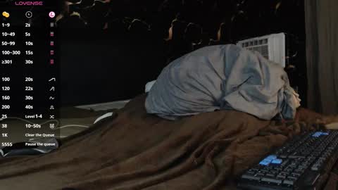 Apolo online show from December 15, 2025, 11:09 pm