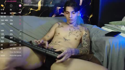 Snapshot of apolo01_ chatting on March 22, 2026, 11:19 pm Apolo online show from March 22, 2026, 11:19 pm