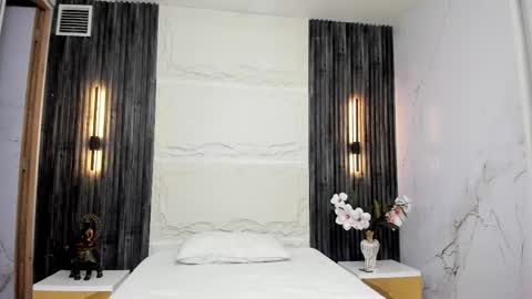   online show from April 11, 2026, 2:05 am