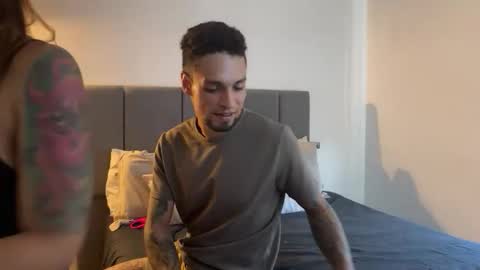 apolo_mialovers online show from February 22, 2026, 2:37 pm