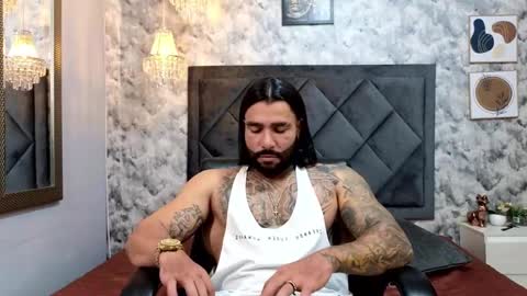 Snapshot of apolo_rousse chatting on September 27, 2025, 9:53 pm Apolo online show from September 27, 2025, 9:53 pm