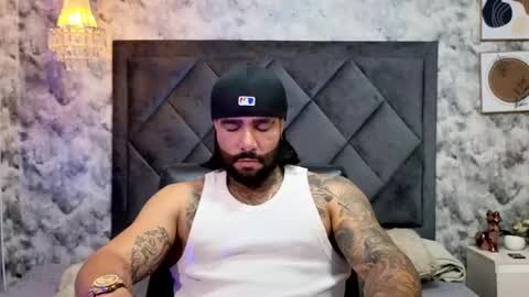 Snapshot of apolo_rousse chatting on October 1, 2025, 8:48 pm Apolo online show from October 1, 2025, 8:48 pm