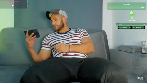 apolo_strange online show from November 6, 2025, 6:14 am