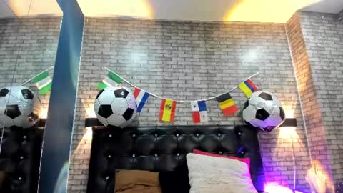 Apolonia eros online show from July 12, 2026, 2:57 am