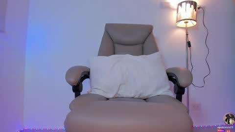 Apo online show from November 4, 2025, 11:20 am