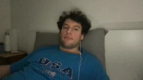 Snapshot of applejuice18 chatting on April 15, 2026, 5:25 am applejuice18 online show from April 15, 2026, 5:25 am