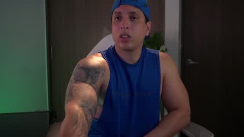 Snapshot of appolo_allen chatting on December 19, 2024, 12:45 am insta appolo master online show from December 19, 2024, 12:45 am