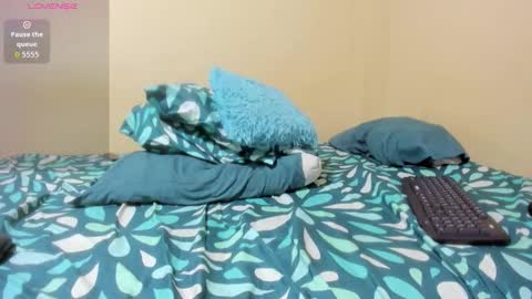 Snapshot of appolo_jay chatting on October 22, 2025, 10:42 pm appolo online show from October 22, 2025, 10:42 pm