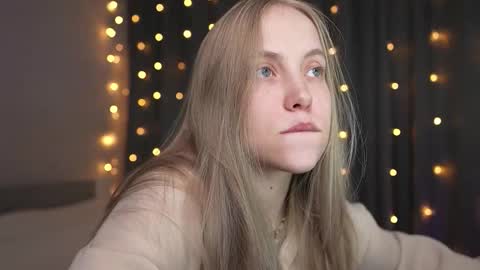 Snapshot of appr0ved chatting on September 24, 2025, 3:37 pm  REYNA  my friend   online show from September 24, 2025, 3:37 pm