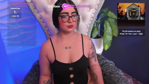 Snapshot of appril_foxx chatting on October 19, 2025, 4:07 pm apprilfoxx online show from October 19, 2025, 4:07 pm