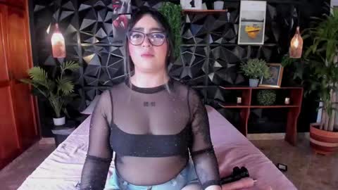 Snapshot of appril_foxx chatting on October 22, 2025, 5:02 pm apprilfoxx online show from October 22, 2025, 5:02 pm