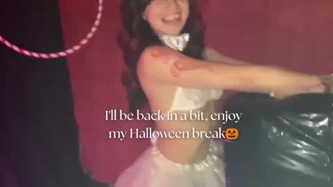   online show from November 3, 2025, 11:55 am