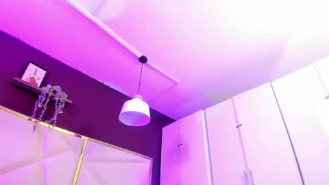 April online show from October 20, 2025, 11:32 am