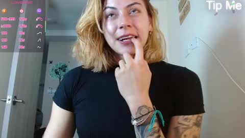 April Dumont online show from June 21, 2026, 10:12 pm