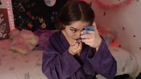 april_l6 online show from May 5, 2026, 10:51 pm