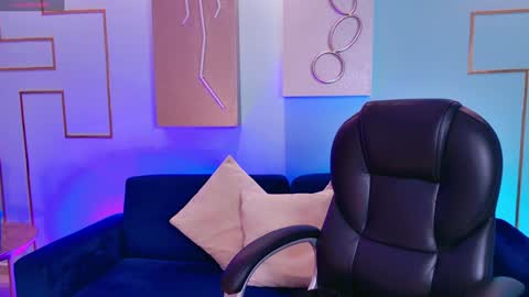  April Rhodes  online show from December 14, 2024, 3:40 am