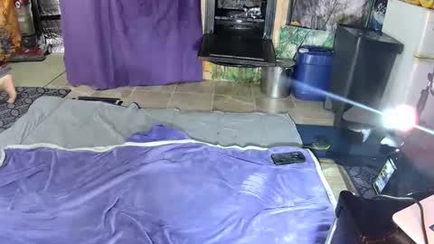 aquafoxxy online show from November 5, 2025, 9:48 pm