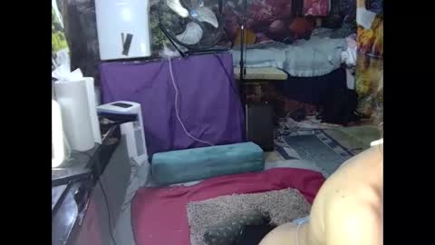 aquafoxxy online show from May 1, 2026, 5:34 am