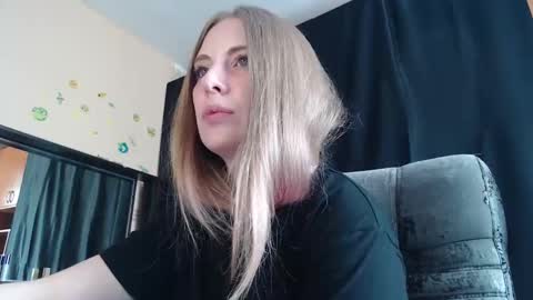 aqualen online show from April 27, 2026, 11:52 am