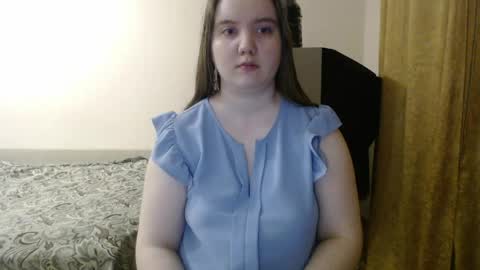 Josefin online show from April 24, 2026, 3:58 pm