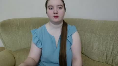 Josefin online show from June 25, 2026, 2:44 am