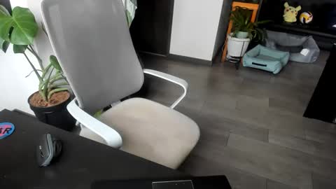 Snapshot of aquiles0224 chatting on April 30, 2026, 9:52 pm T. online show from April 30, 2026, 9:52 pm