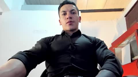 Snapshot of aquiles_51 chatting on September 30, 2025, 8:47 pm Jonathan online show from September 30, 2025, 8:47 pm