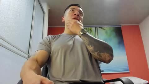 Snapshot of aquiles_51 chatting on March 4, 2026, 6:14 pm Jonathan online show from March 4, 2026, 6:14 pm