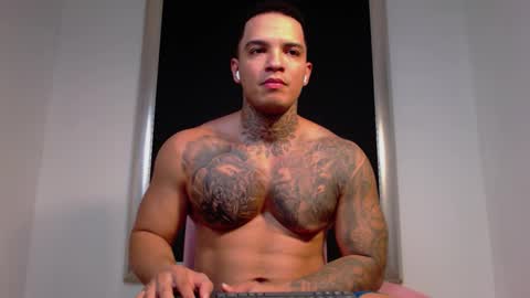 AquilesElpapi online show from September 9, 2025, 1:27 am