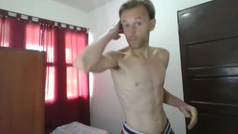 Snapshot of aquilesmade chatting on October 30, 2025, 3:13 pm Aquilesmade online show from October 30, 2025, 3:13 pm