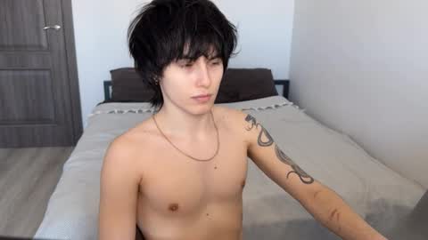 zik and kris online show from April 8, 2026, 9:42 am