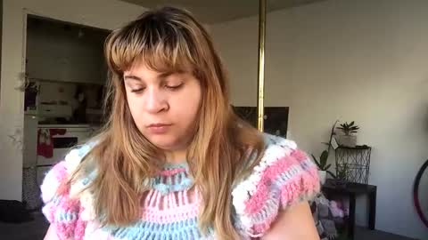 BustyPrincessLeila online show from April 17, 2026, 3:37 pm