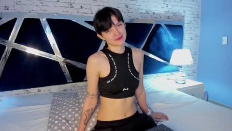 Snapshot of arabellablue chatting on October 15, 2025, 1:44 pm ArabellaBlue online show from October 15, 2025, 1:44 pm