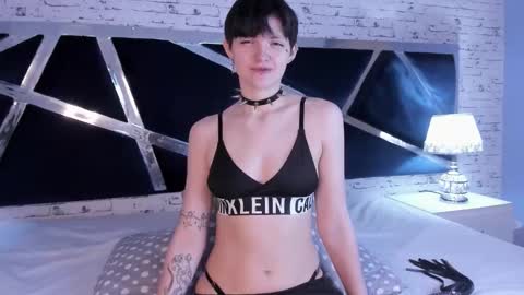 Snapshot of arabellablue chatting on October 19, 2025, 2:18 pm ArabellaBlue online show from October 19, 2025, 2:18 pm